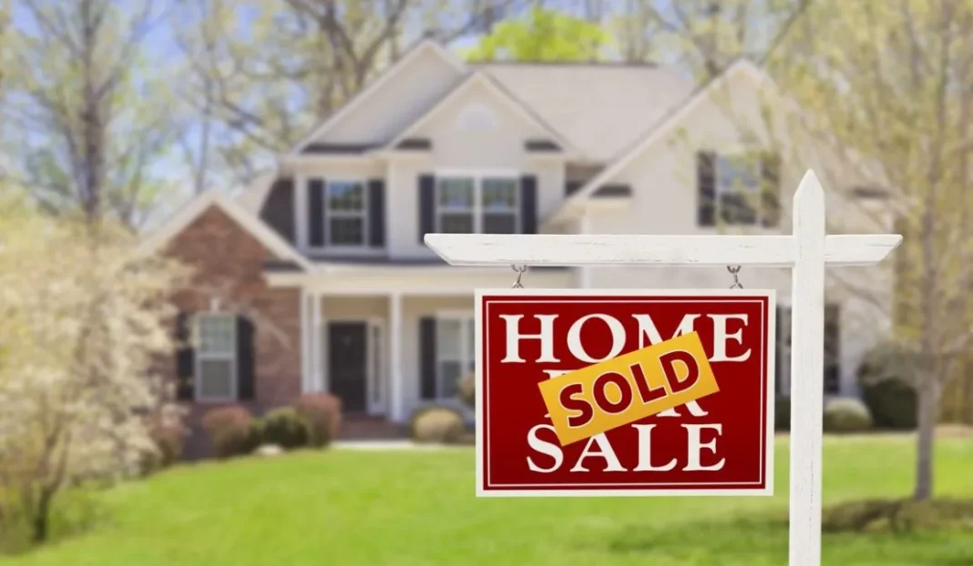 January new home sales fall 17.6%, weather and rates in focus
