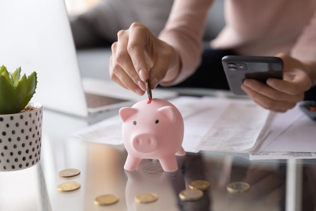 Bank survey: Longer lifespans, new investment options changing how individuals manage wealth