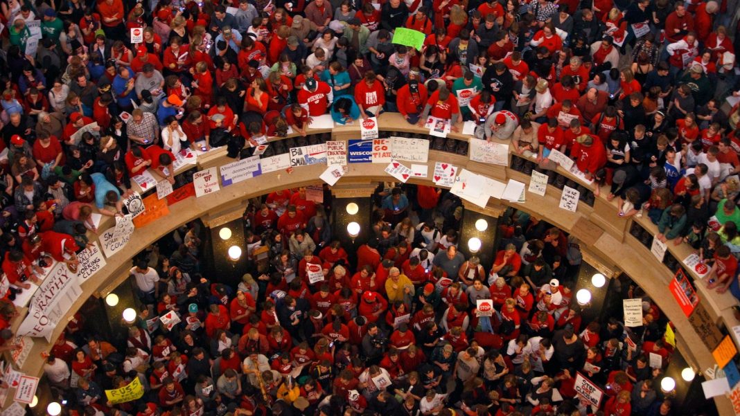 Wisconsin's appeals court overturns ruling that had restored collective bargaining power