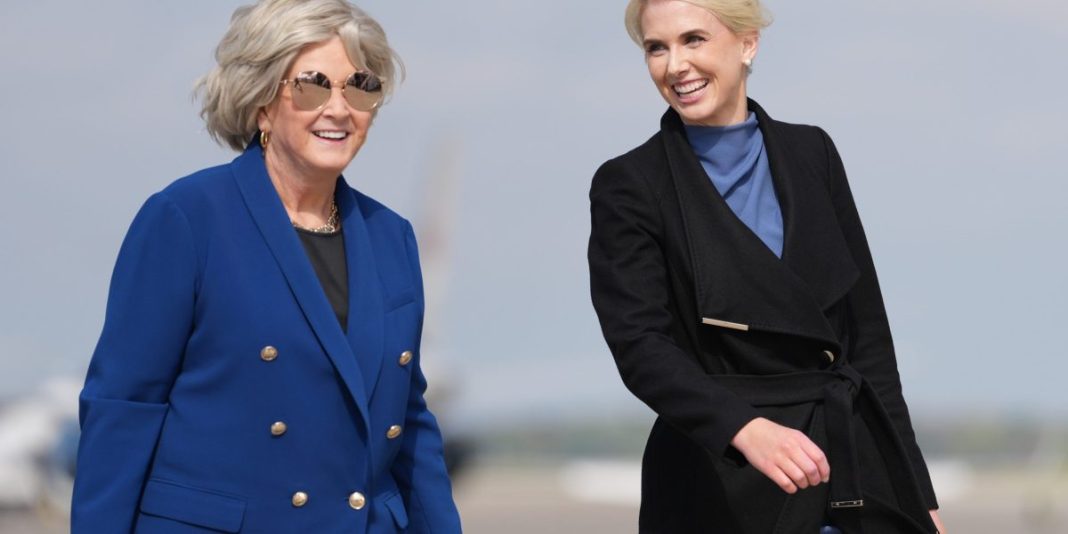 Air Force One passengers reveal Trump's inner circle and who is 'whispering in his ear'